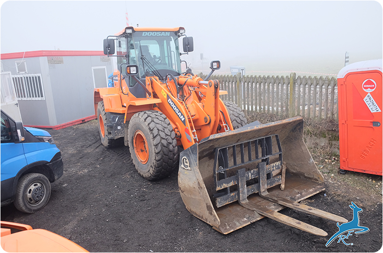 DOOSAN DL250